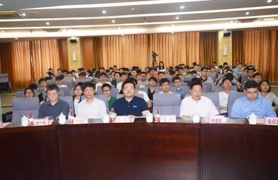 中軟國(guó)際在廈門舉行華為軟件開發(fā)云項(xiàng)目簽約儀式